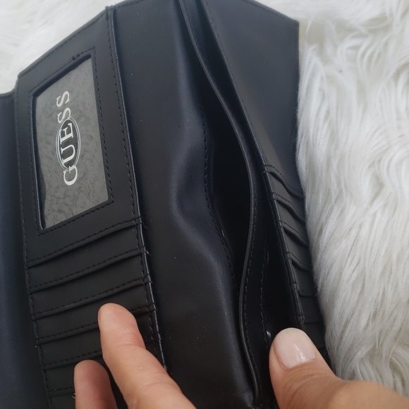 Guess Black White Leather Wallet - Picture 5 of 6
